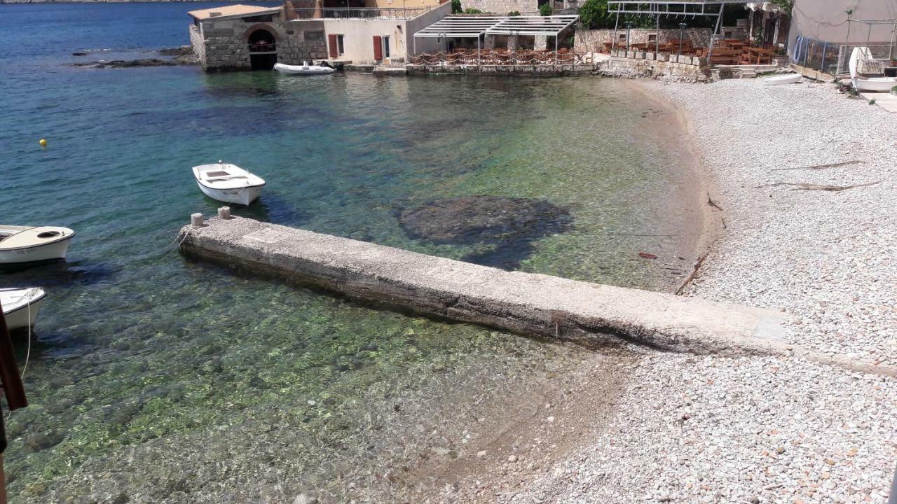 Komiža Anka'S Beach מראה חיצוני תמונה