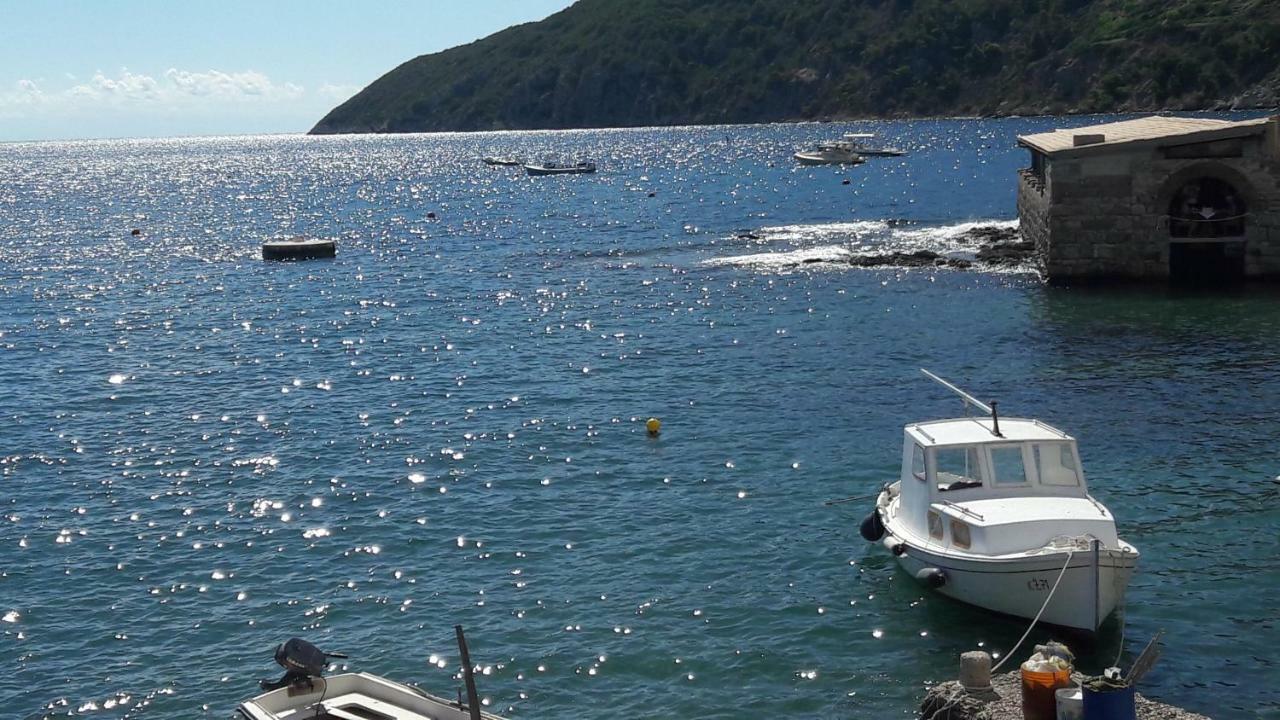 Komiža Anka'S Beach מראה חיצוני תמונה
